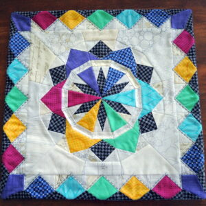 Celesial Star pillow, with included border pattern by Diane Bohn, @fromblakpages